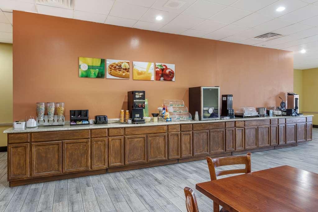 Suburban Studios Gainesville Restaurante foto